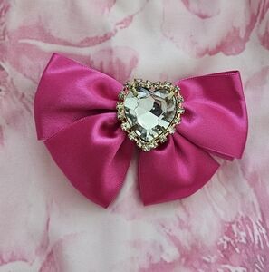 Ma*rs Agejo Gyaru Jirai Hot Pink Satin Bow Hair Barette Rhinestone Heart